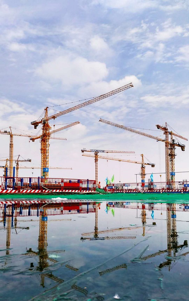 C7036 商業(yè)建筑 成都鳳凰山體育中心 汪堅(jiān)平4.jpg